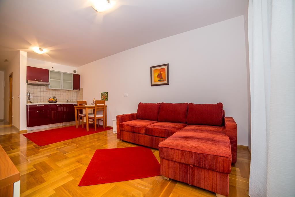 Apartments Kristina Makarska Kültér fotó