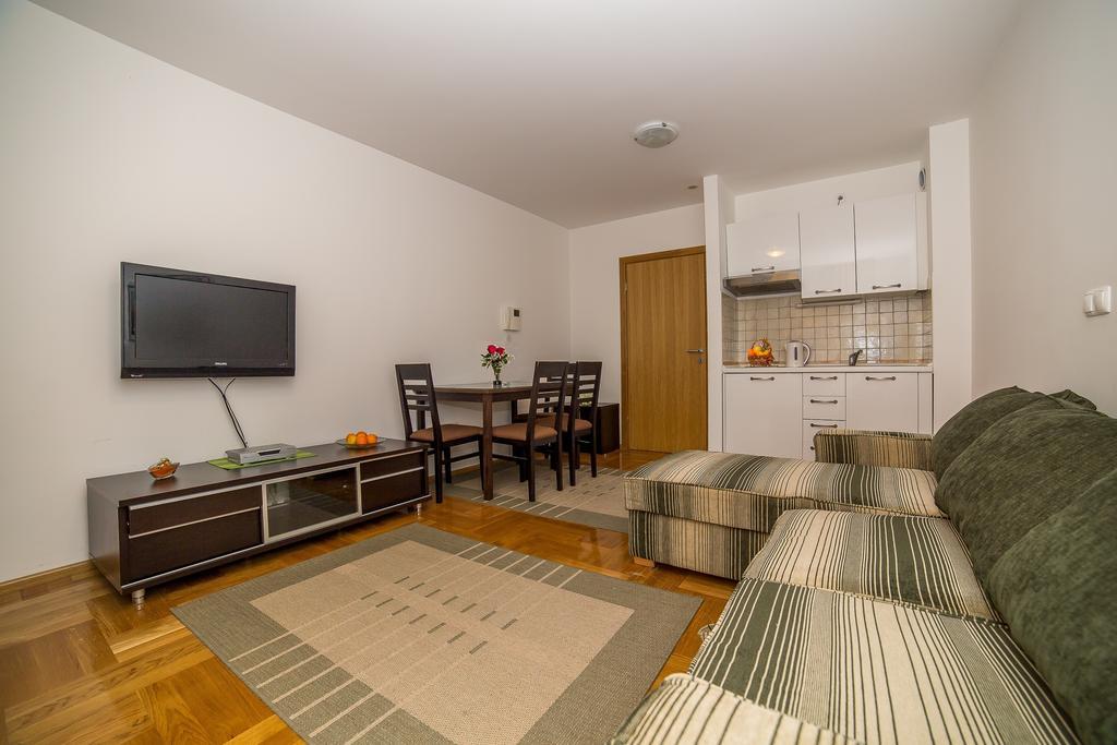 Apartments Kristina Makarska Kültér fotó