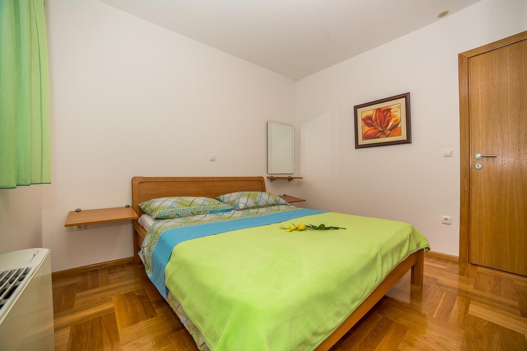 Apartments Kristina Makarska Kültér fotó