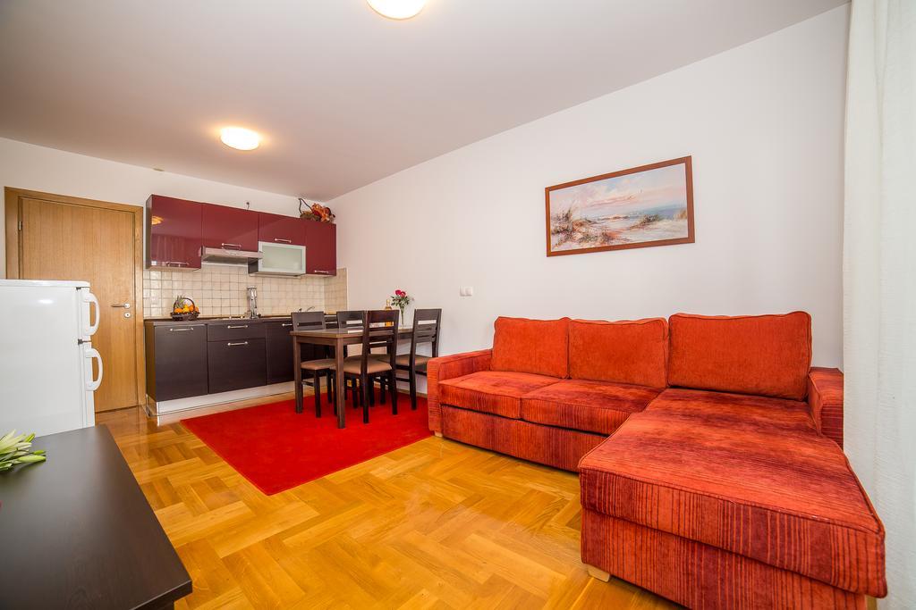 Apartments Kristina Makarska Kültér fotó