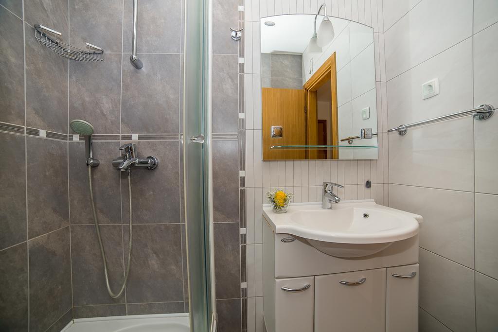 Apartments Kristina Makarska Kültér fotó