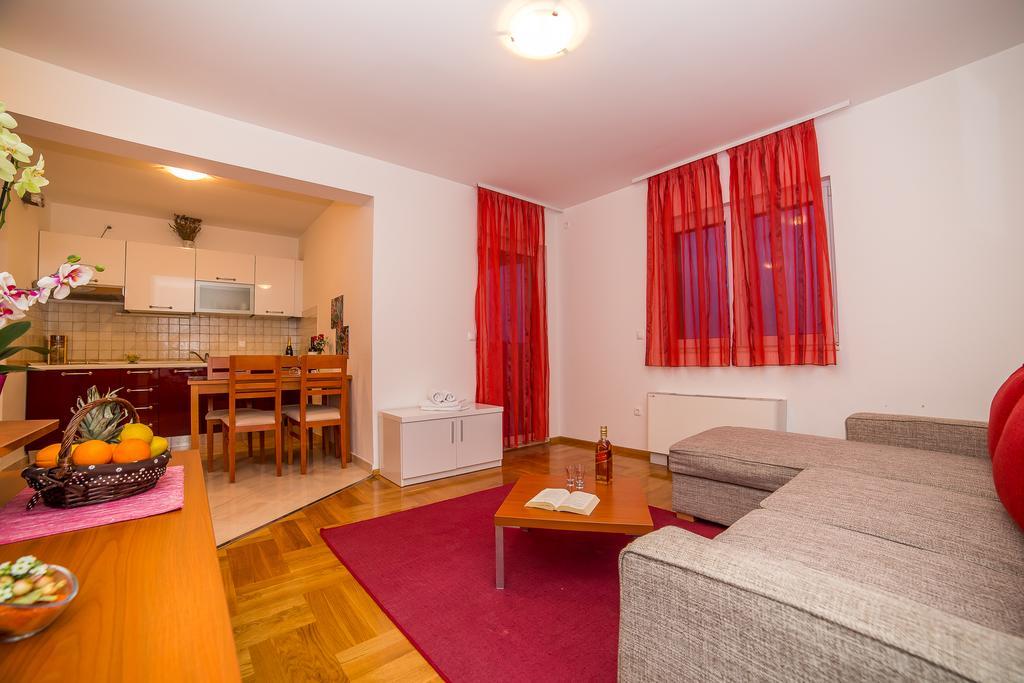 Apartments Kristina Makarska Kültér fotó