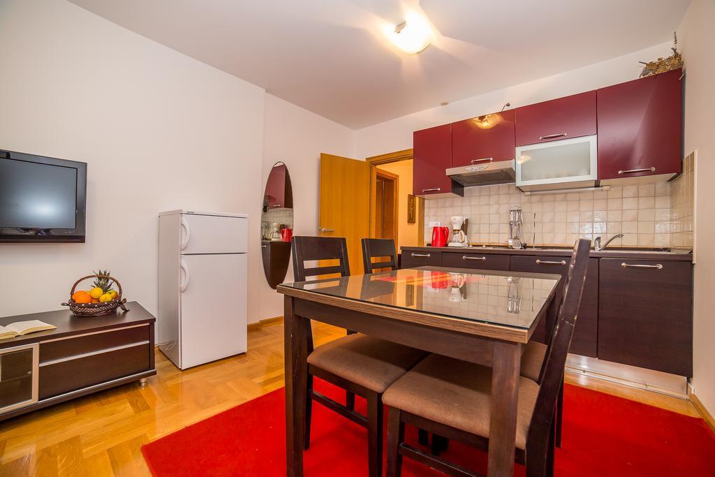 Apartments Kristina Makarska Kültér fotó