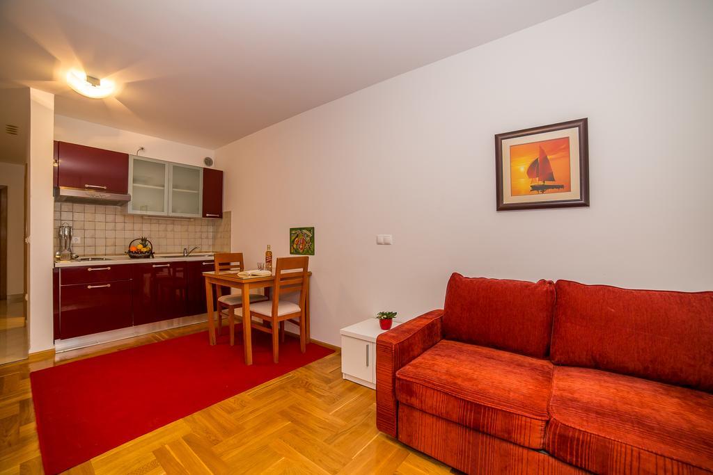 Apartments Kristina Makarska Szoba fotó